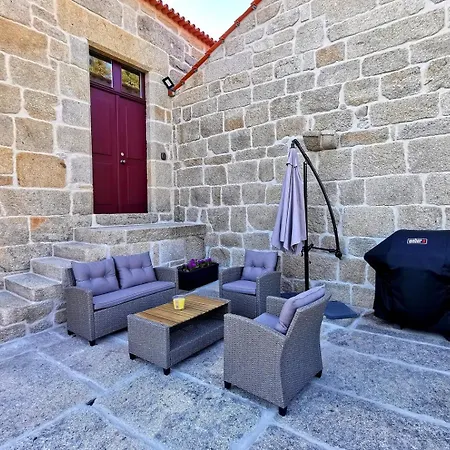 Solar Dos Condes Da Azenha Fonte Arcada