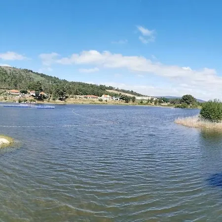 Solar Dos Condes Da Azenha * Fonte Arcada