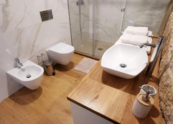 Solar Dos Condes Da Azenha Nyaraló Fonte Arcada