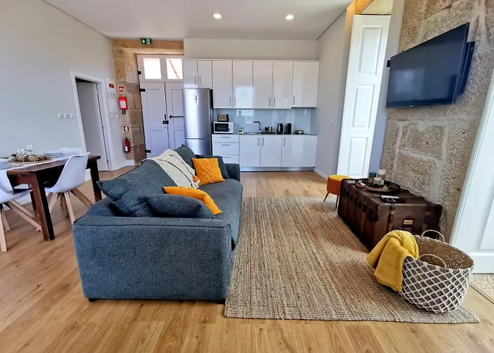 Solar Dos Condes Da Azenha Fonte Arcada