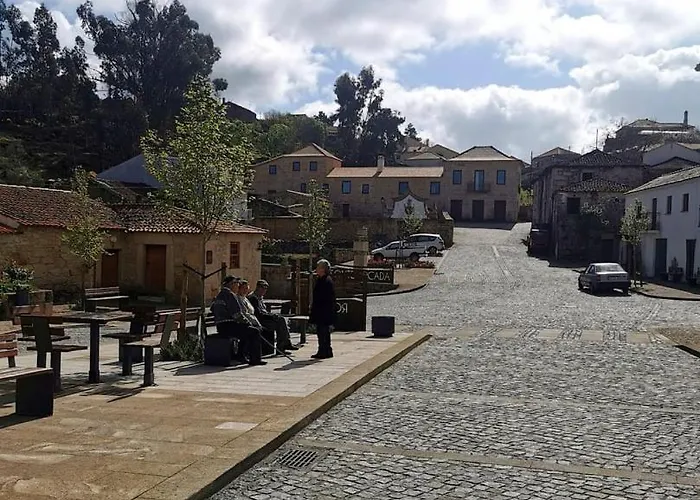 Solar Dos Condes Da Azenha Fonte Arcada